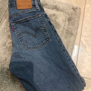 levi’s wedgie icon jeans size 24 /00